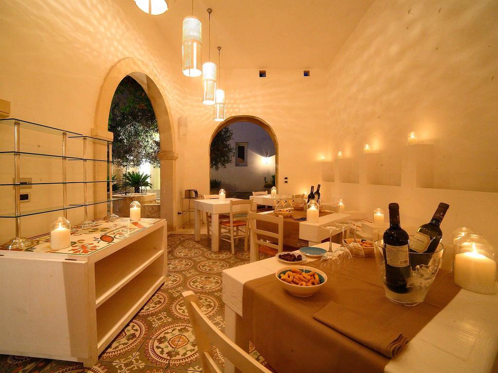 Don Totu - Dimora Storica Bed and Breakfast San Cassiano  Eksteriør billede